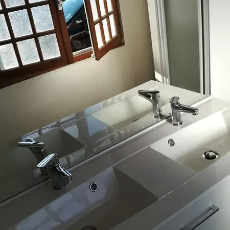 Maison Gueriniere 3 Pour 8 Personnes *