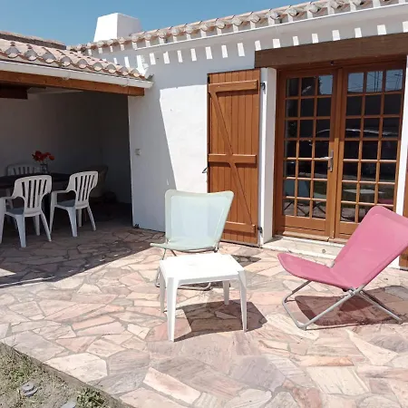 Maison Gueriniere 3 Pour 8 Personnes 別荘 *